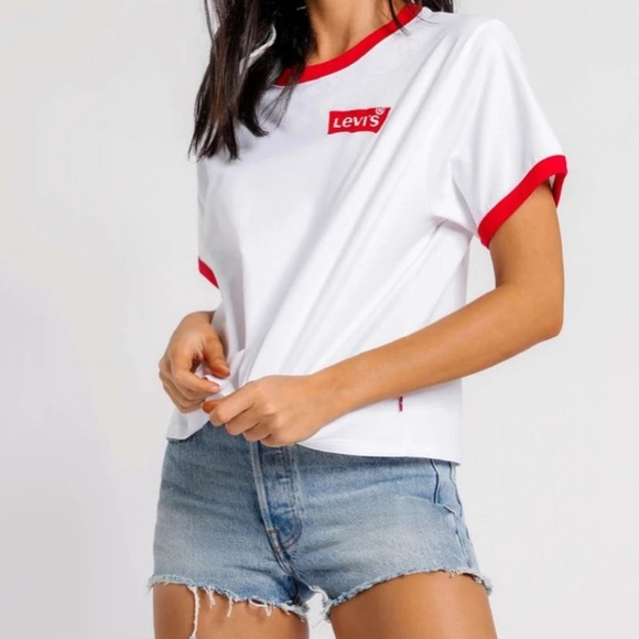 Carbon basics Levi’s Tshirt-new from surplus stock,tags removed at surplus store - Picture 7 of 7